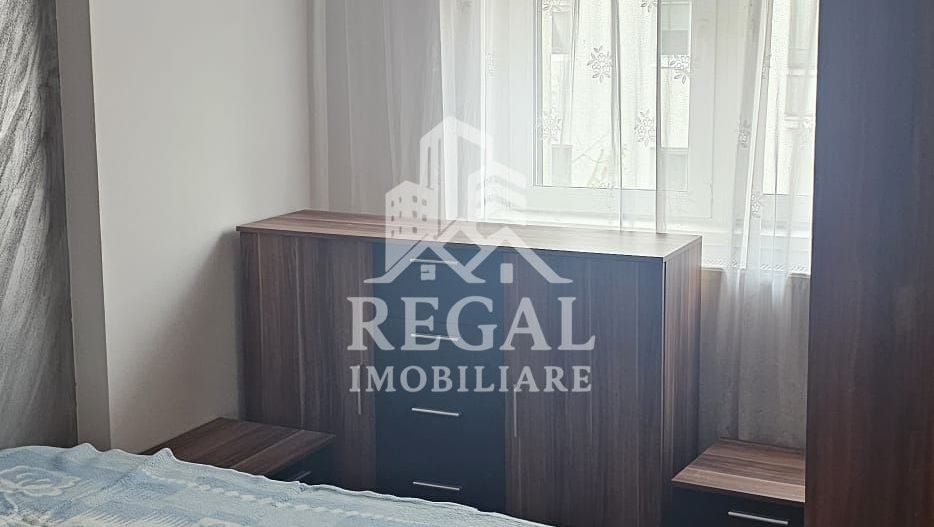 Apartament de închiriat – zona M5/1 - Poză 3