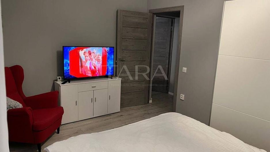 Apartament cu 2 camere, balcon și parcare inclusă, zona Florilor. - Poză 7