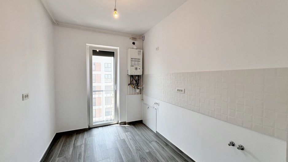 Apartament cu 3 camere, Adora Park. cu 2 locuri de parcare - Poză 4