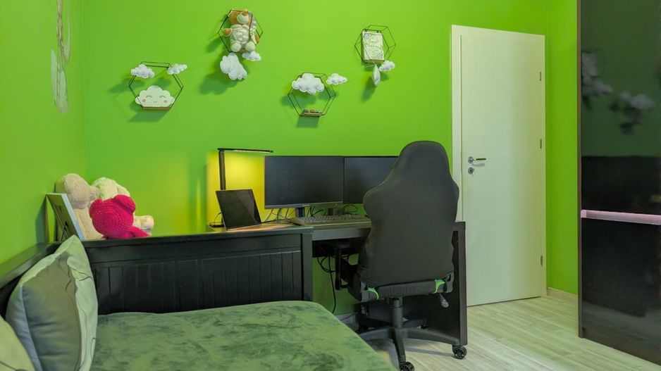 Vând apartament 3 camere, mobilat și utilat cu loc de parcare inclusă - Poză 14