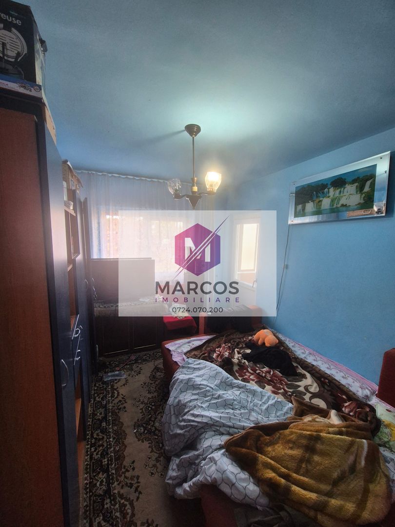 Apartament 4 camere et.1 Micro 4 - Poză 2