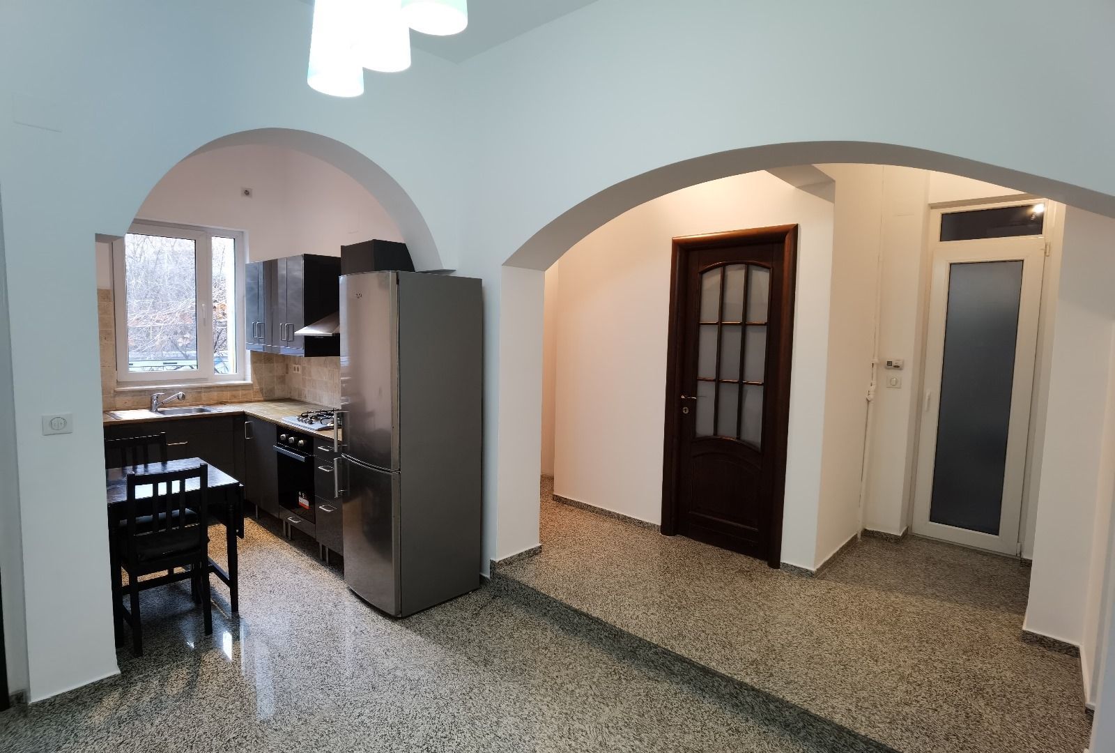 De vanzare apartament 3 camere in vila, in Cotroceni - Poză 4