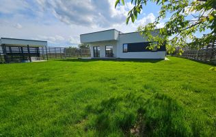 Inchiriere casa 4 camere | Corbeanca |  Teren 1080 mp