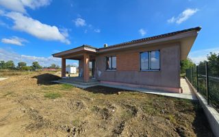 Satu Mare, Zona Auchan, Casa individuala cu tripane,  zona linistita. - Poză 3