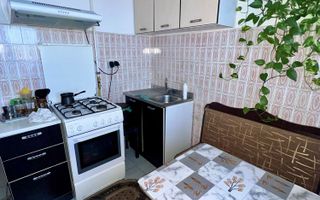 Apartament 3 camere de vânzare – Zona Badea Cârțan, Constanța - Ocazie - Poză 4