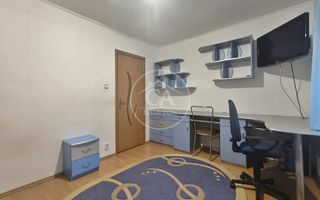 Apartament cu 2 camere de vânzare în zona Rogerius, Oradea - Poză 3