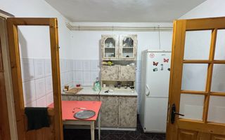 APARTAMENT 3 CAMERE DECOMANDAT PARTER VIȘOI CAMPULUNG - Poză 10