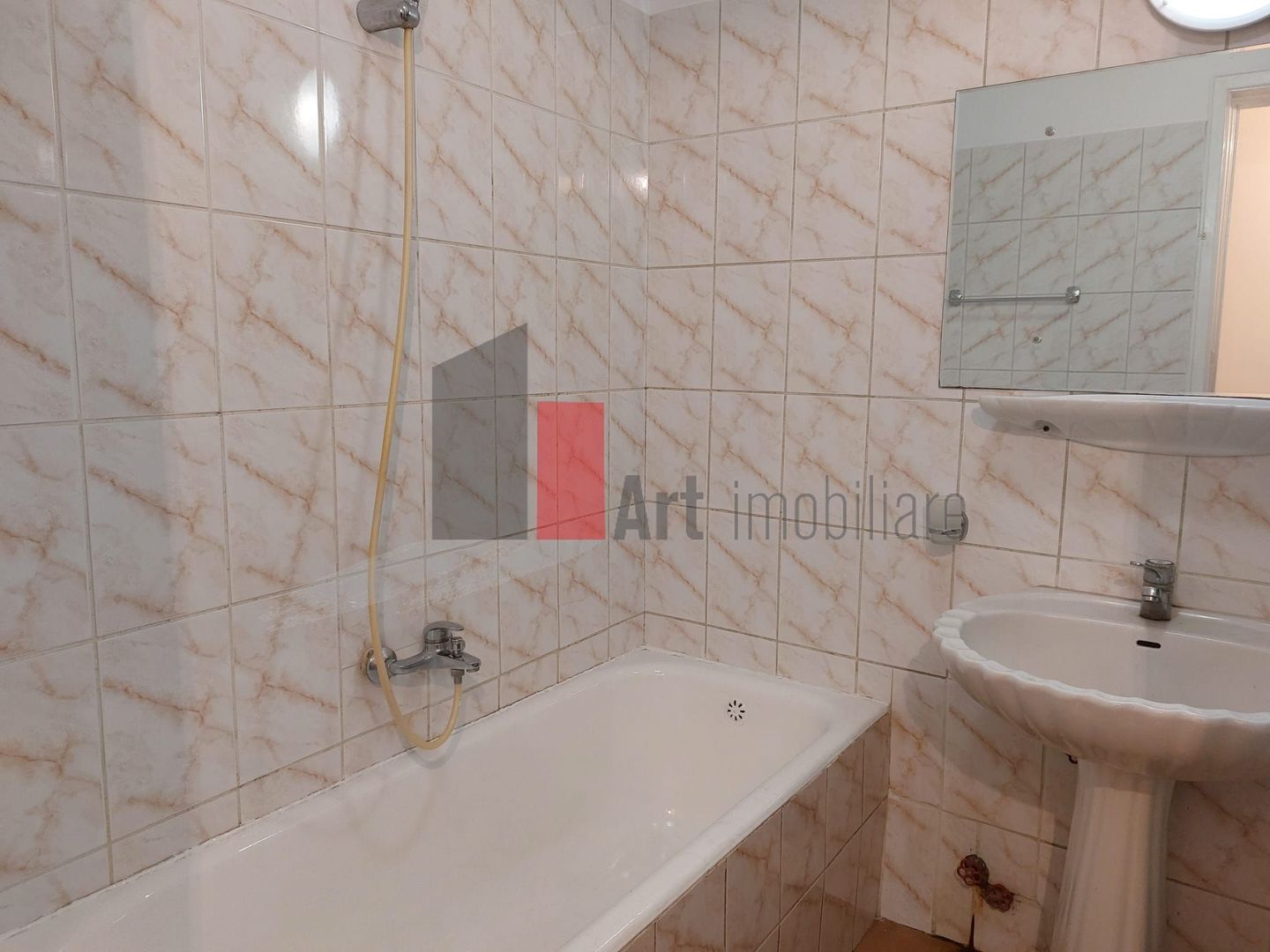 Apartamentul "REHEGUA" , P-ta Rosetti, bloc stradal, renovat complet - Poză 17