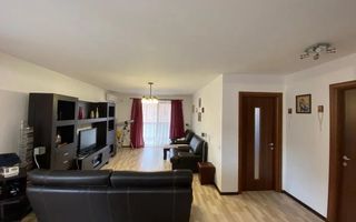 De vanzare apartament cu 3 camere de tip penthouse in Floresti! - Poză 3