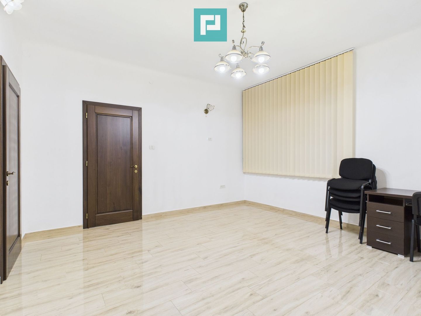 Apartament 3 camere ultracentral modern pe Cloșca - Poză 8