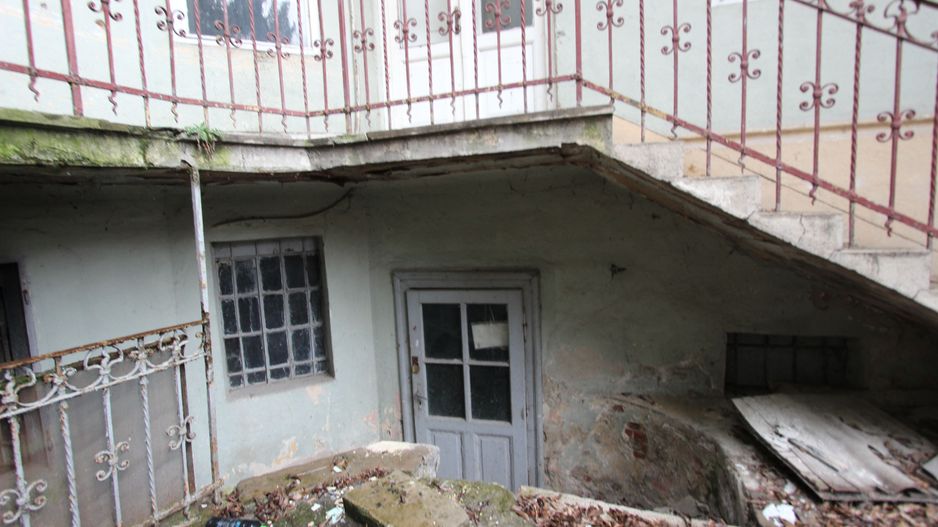 Imobil pretabil cladire de birouri, clinica medicala - Central - Poză 12