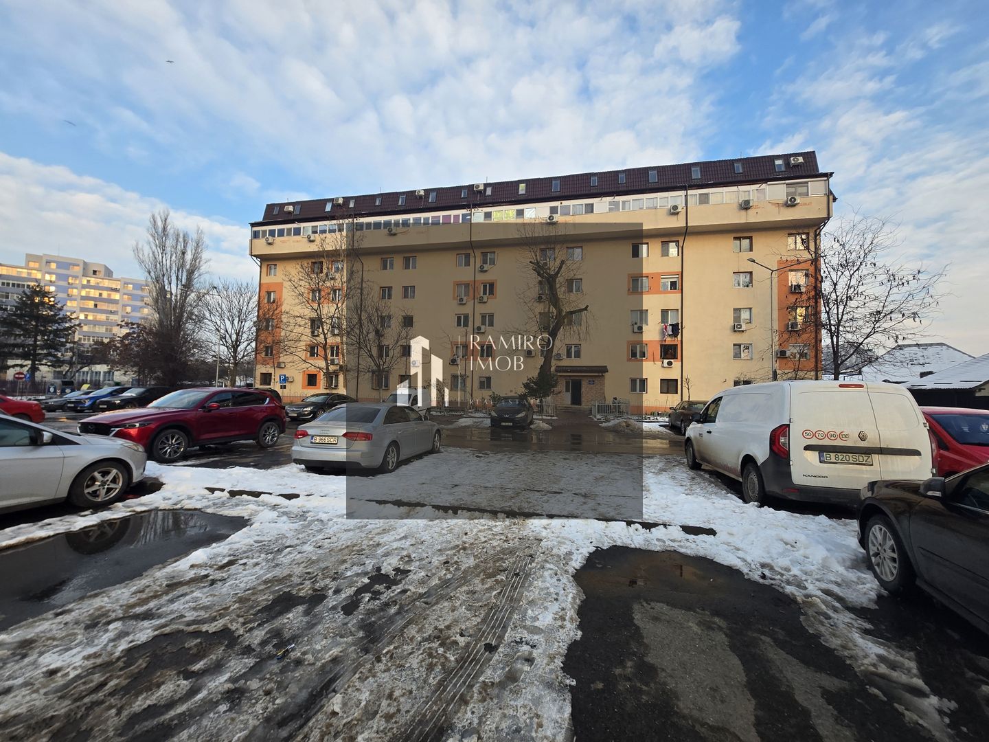 Garsoniera dubla 30mp centrala - Auchan Titan - Bd. 1 Decembrie - Poză 3