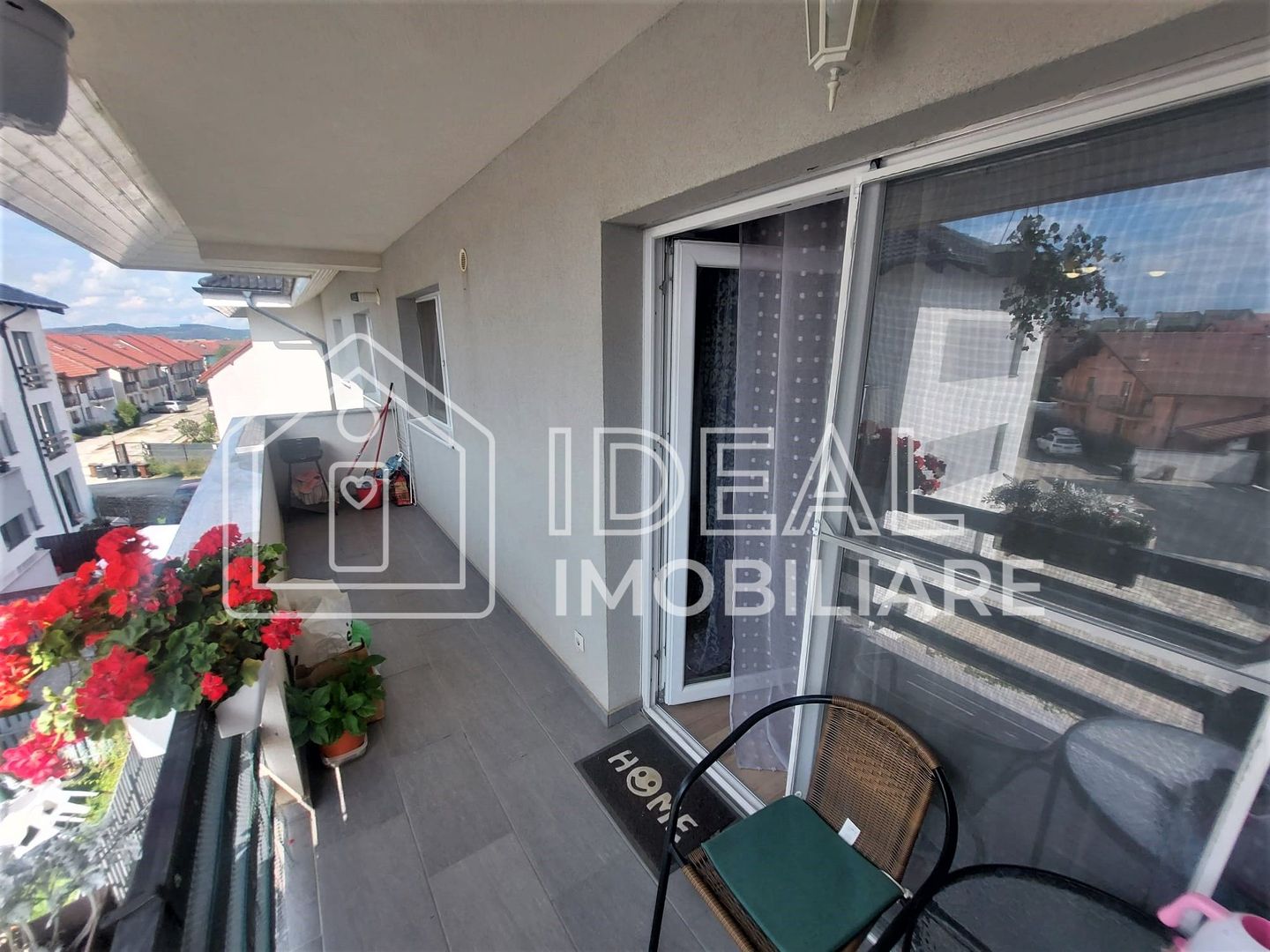 Apartament cu 4 camere in Selimbar, zona Pictor Brana - Poză 11