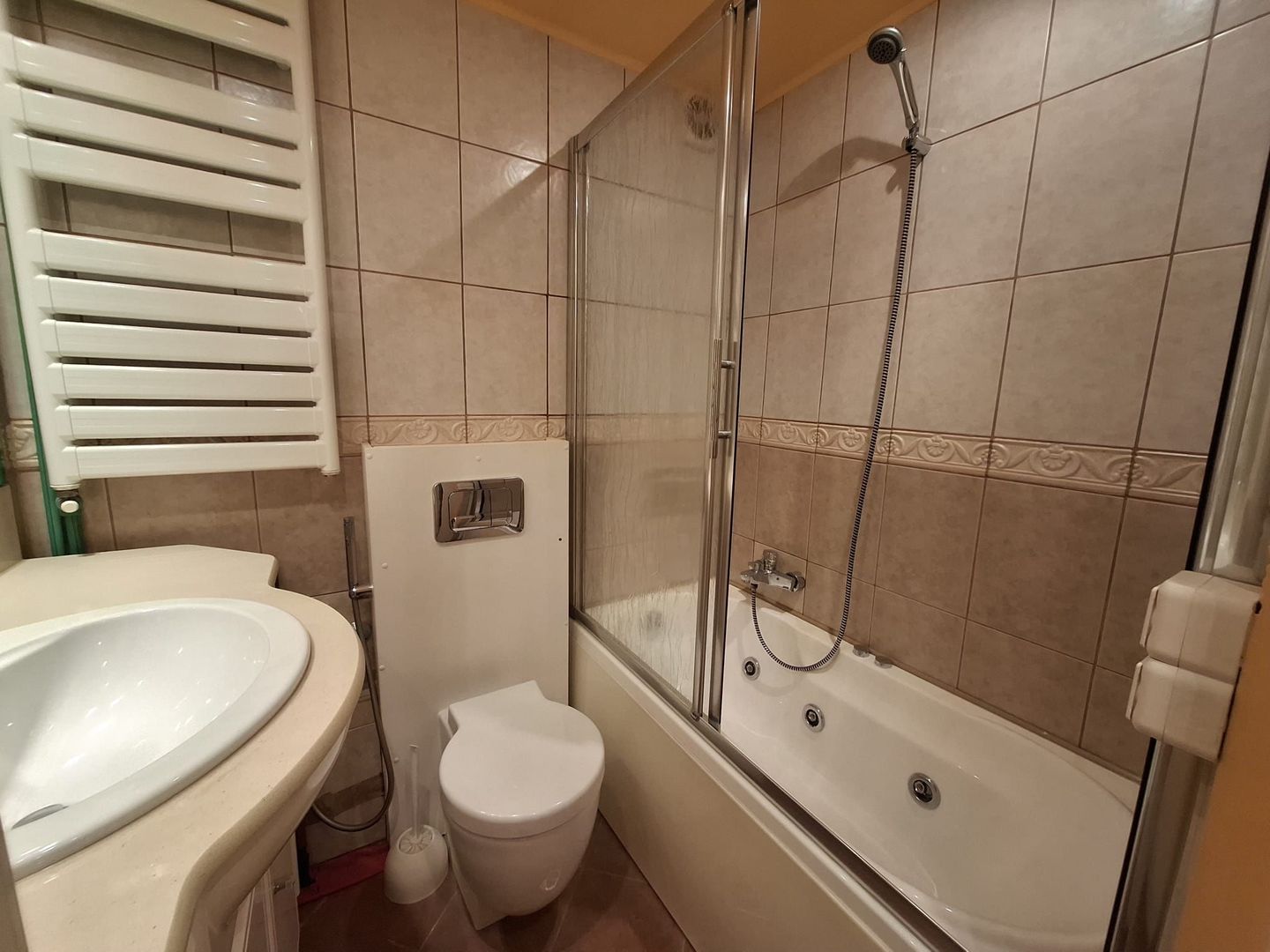 Comision 0 % 3 Camere Metrou  Renovat  Total  L341 - Poză 10