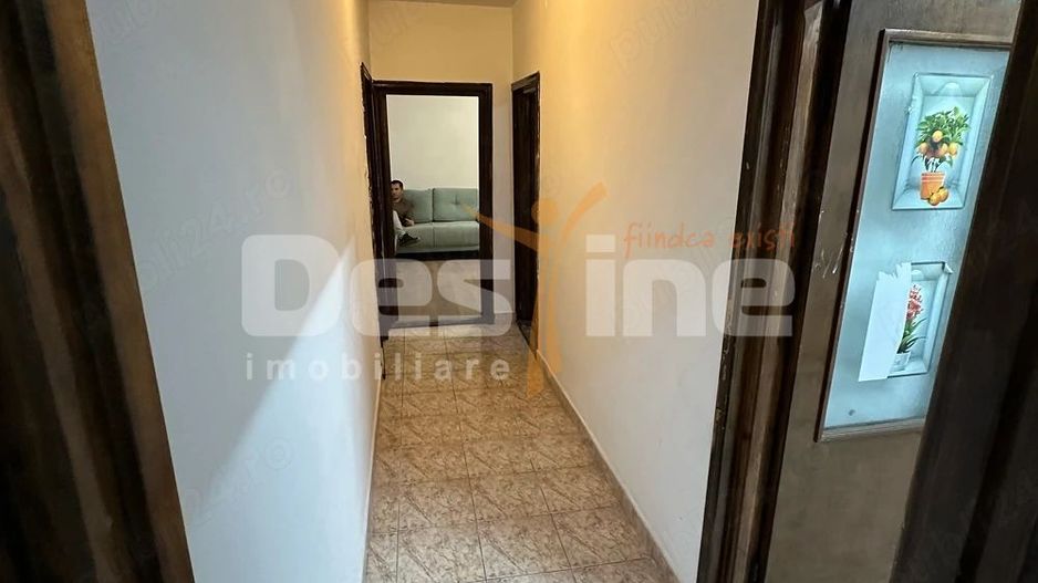 Închiriez apartament cu 2 camere în centrul Constanța, zona Dacia - Poză 6