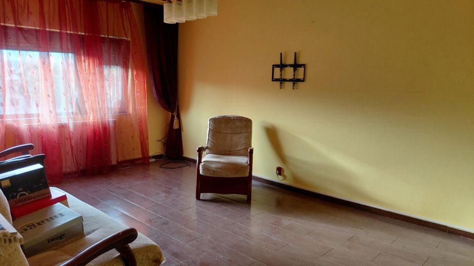 Apartament cu 3 cam Nae Leonard,et 3 - Poză 1