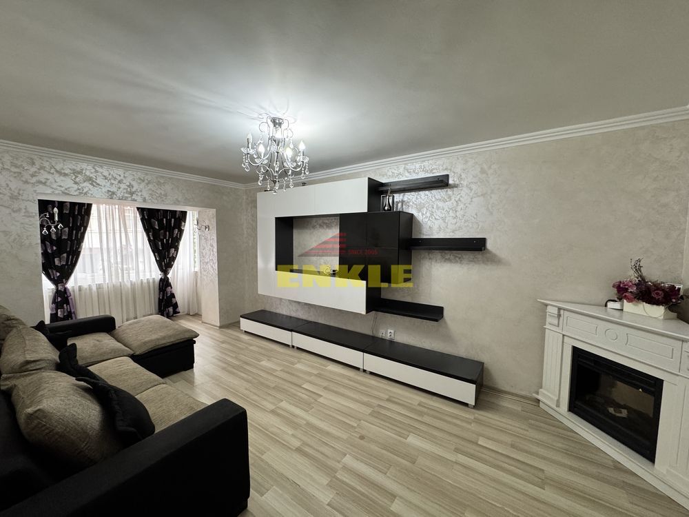 ÎNCHIRIEZ APARTAMENT CU 3 CAMERE – ZONA PIAȚA MARE - Poză 1