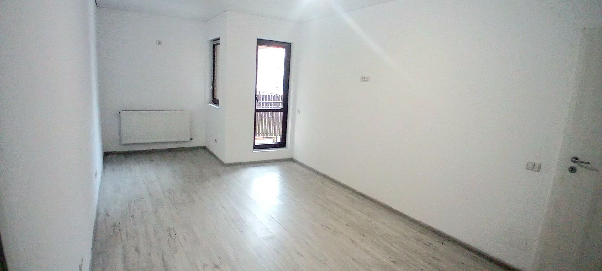 Fundeni-Dobroesti | Garsoniera 38 mp cu loc de parcare - Poză 1