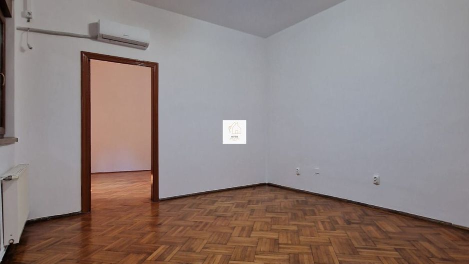 Vila 4 camere pretabila firma - Poză 14