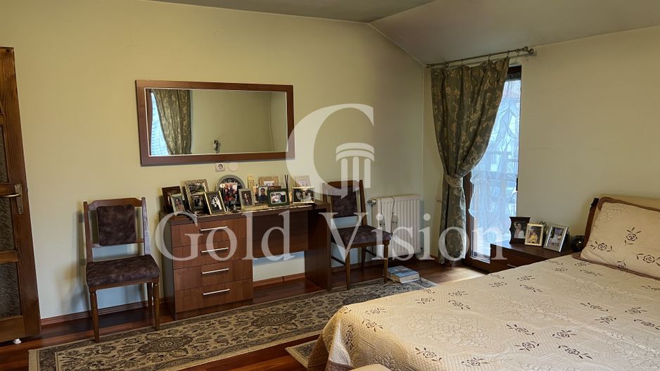 Casă cu 5 camere + anexă cu garaj, mobilată complet, str. Gh. Șincai - Poză 7