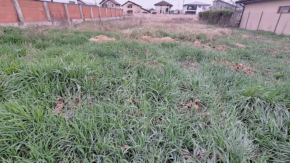 Teren pentru locuinta individuala - Poză 1