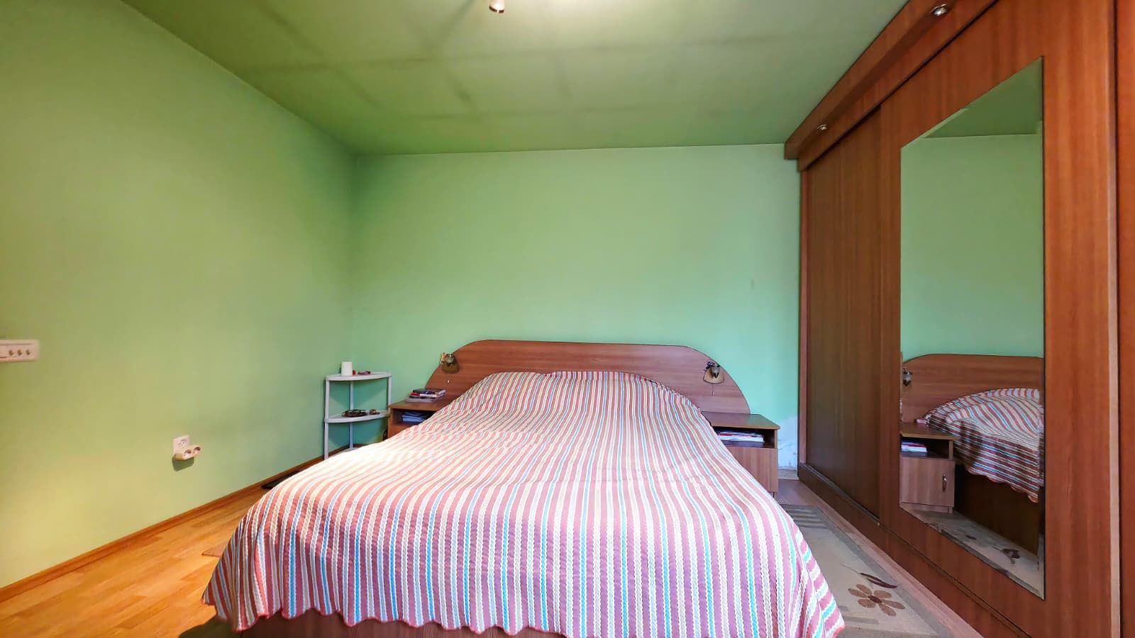 Oportunitate Unică: Casă cu 4 Camere, Curte Generoasă și Îmbunătățiri - Poză 14