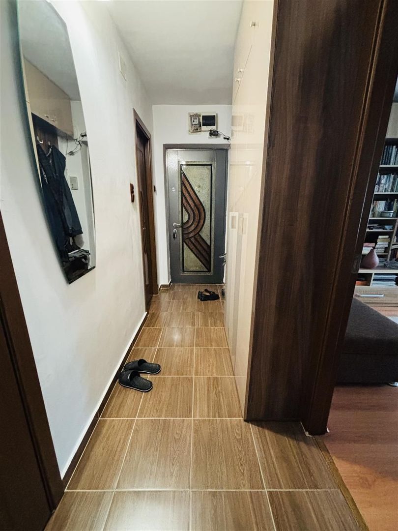 APARTAMENT CU 2 CAMERE DECOMANDAT ZONA ROGERIUS - Poză 9