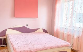 Casă elegantă de vânzare | Complet mobilată și utilată | Oradea - Poză 13