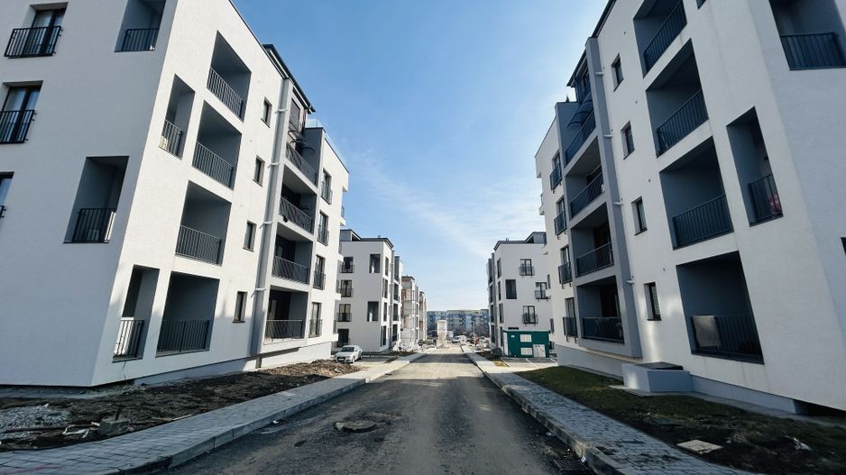 Apartament 2 camere, lift, boxe, garaj, INTABULAT - Sibiu - Poză 1