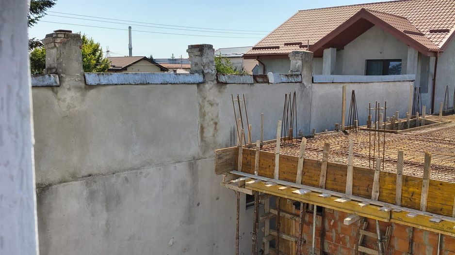 vila ind.5cam,3bai/centruPopesti Leordeni-str.Erou Pantazica Gabr - Poză 8