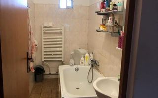 Casa individuala in apropiere de aeroport - Poză 7