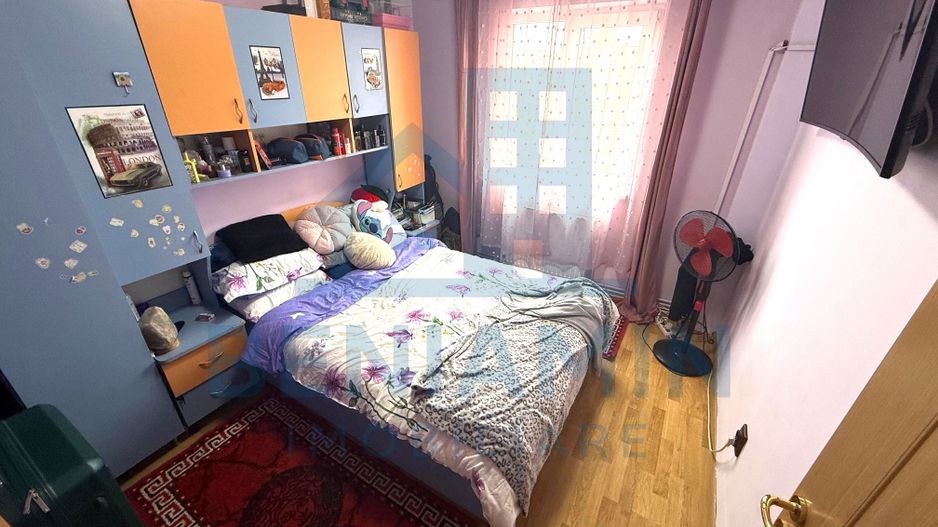 3 camere - etaj 3 - 41mp - centrala - Florilor - Poză 3