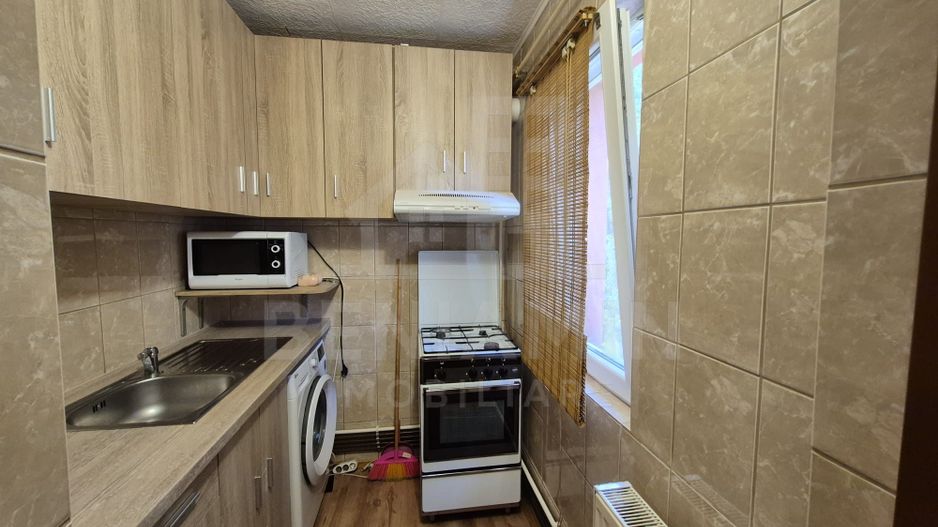 3Camere-50mp-Etaj3- Centrala Termica-50mp-Aer Conditionat-Cv9-Materna - Poză 5