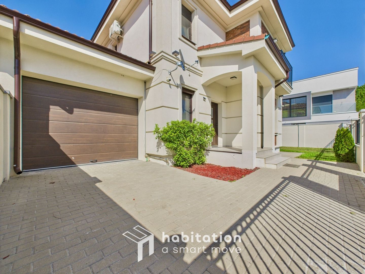 Tur virtual disponibil – duplex modern cu grădină privată și garaj - Poză 33