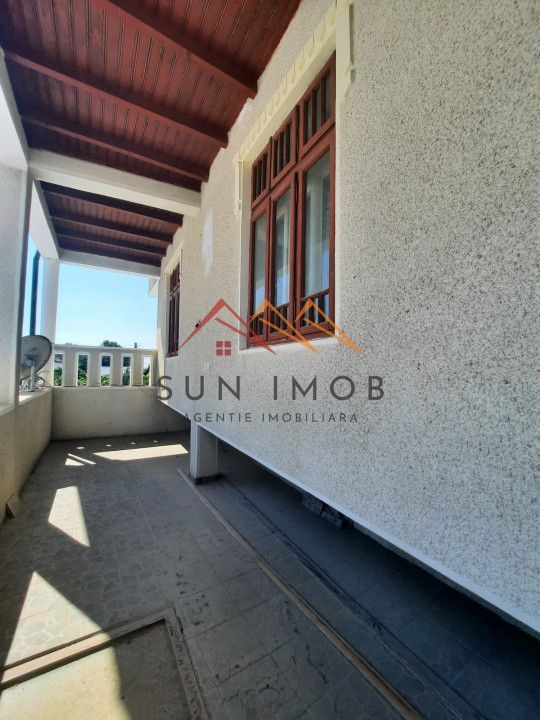 Casa tip conac, teren 4000 mp, finisaje deosebite, garaj, Prahova - Poză 9