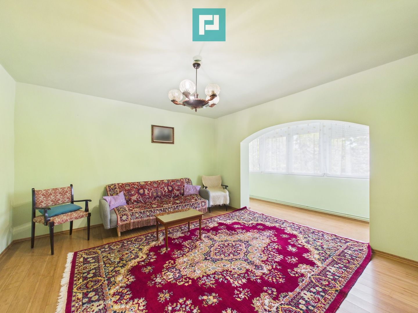 Apartament cu 5 camere în zona Polivalentă - Poză 3