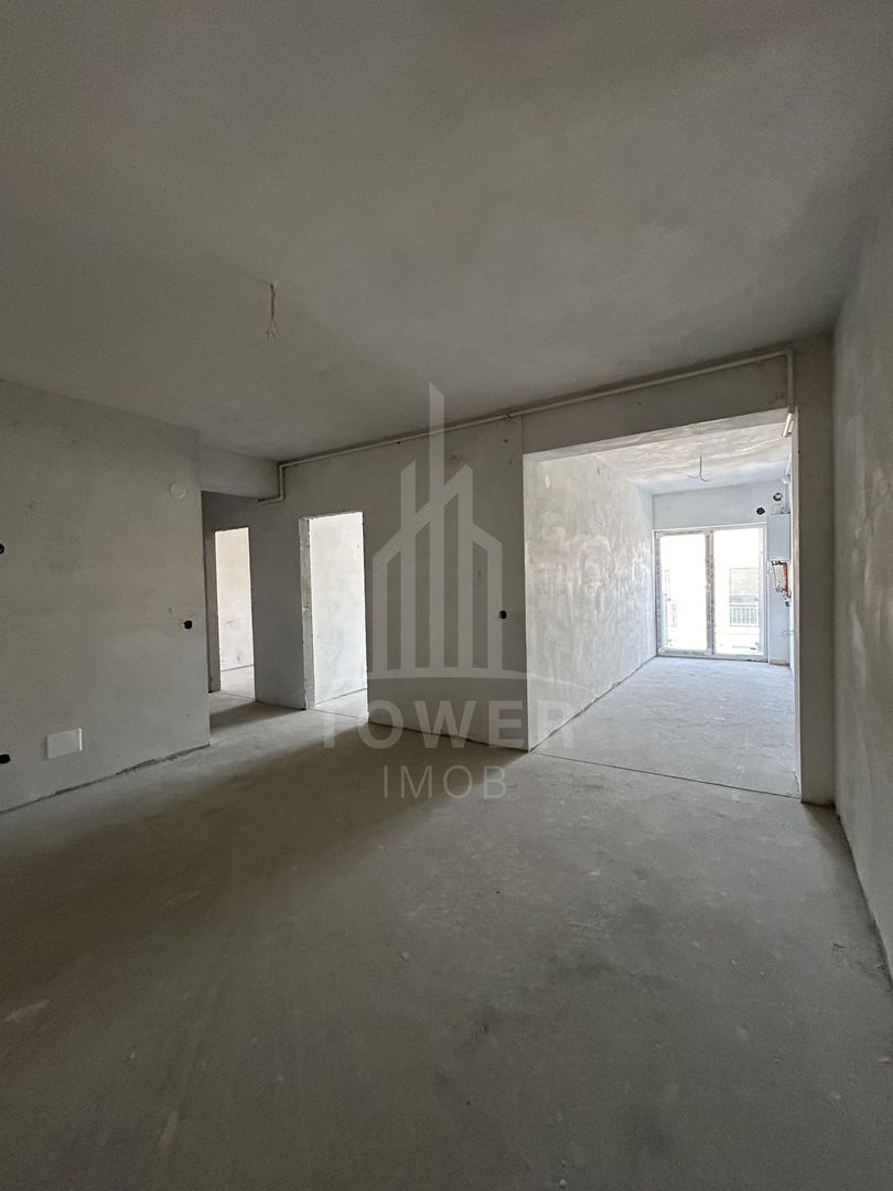 Apartament 3 camere de vânzare - Poză 1