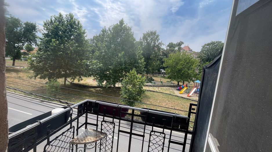 Apartament premium lângă Universitatea din Oradea | Vedere spre parc - Poză 8
