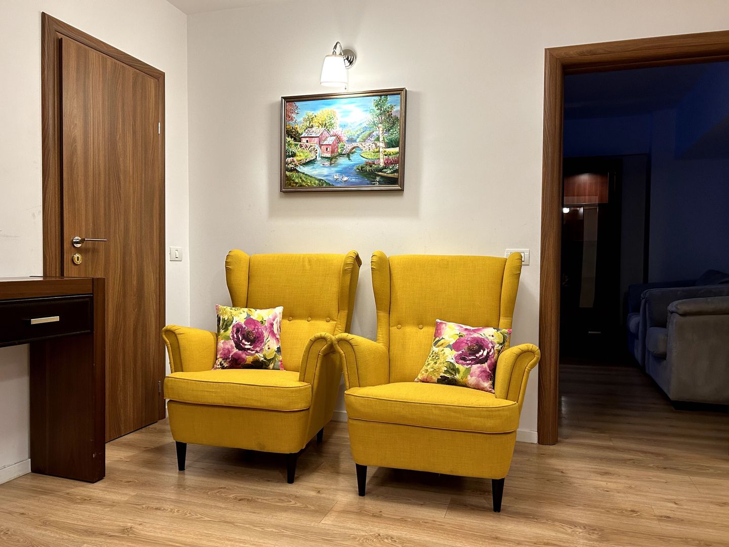 Аpartament 4 camere - zona Mega Mall - Poză 2