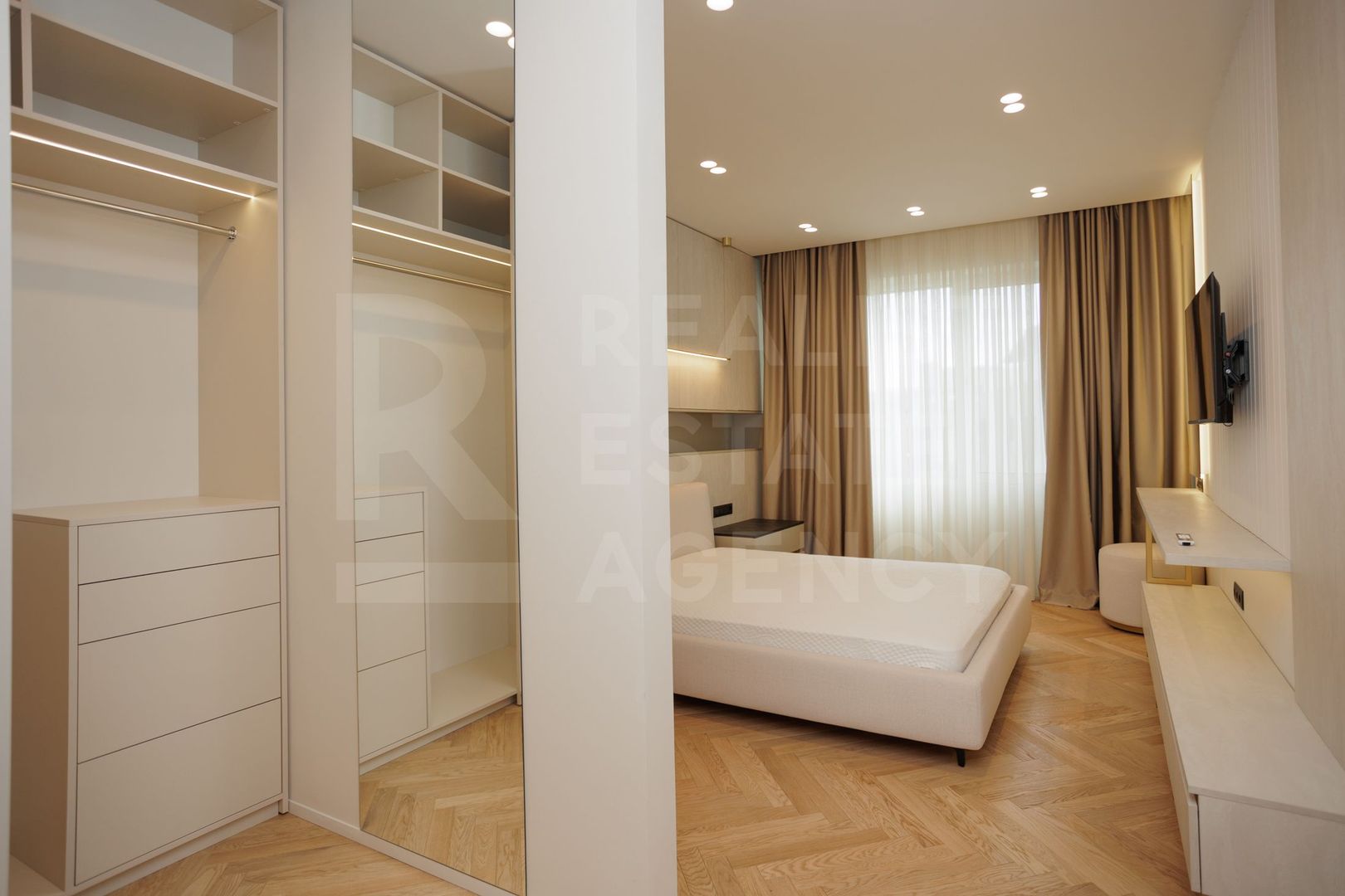 Chirie, Penthouse, 167 mp, str-la Ciocârliei, Telecentru - Poză 12