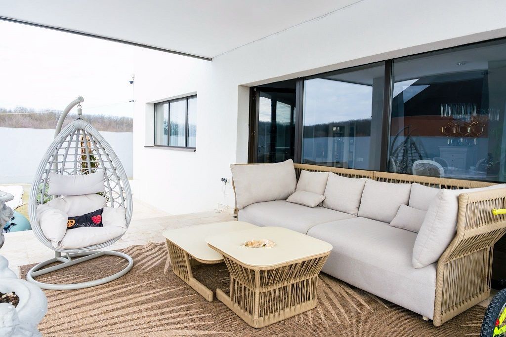 Vila de inchiriat | Silistea Snagovului | Aproape de lac-ponton privat | Jacuzzi - Poză 1