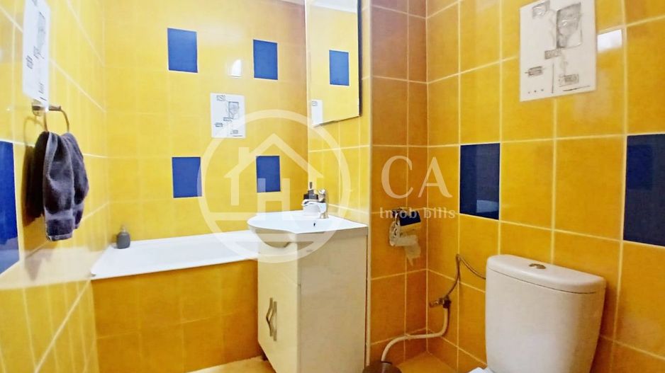 Apartament de vânzare cu 3 camere în zona Rogerius, Oradea - Poză 15