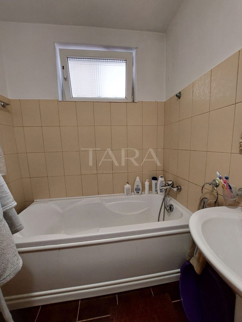 Apartament cu 3 camere in Floresti. - Poză 7