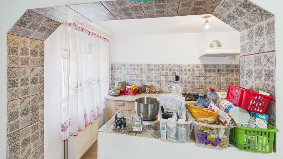 Casă retrasă Pișchia – 4 camere, teren 920 mp - Poză 7