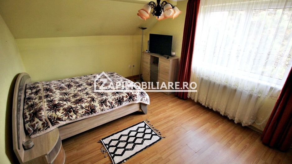 Casa 4 camere,2 bai,1 garaj,150mp,688 mp teren, 0% comision - Poză 3