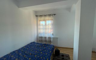 Casa moderna alcatuita din trei apartamente, zona Rovine - Poză 9