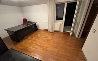 De închiriat – Vilă premium cu panouri fotovoltaice, grădină și garaj - Poză 9