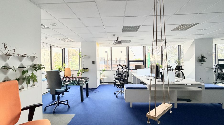 Un sediu care inspiră încredere, în inima Timișoarei - Poză 18