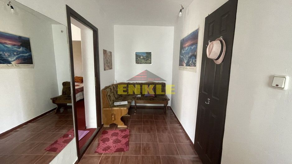 De vânzare apartament cu 2 camere, zona Unirii - Poză 2