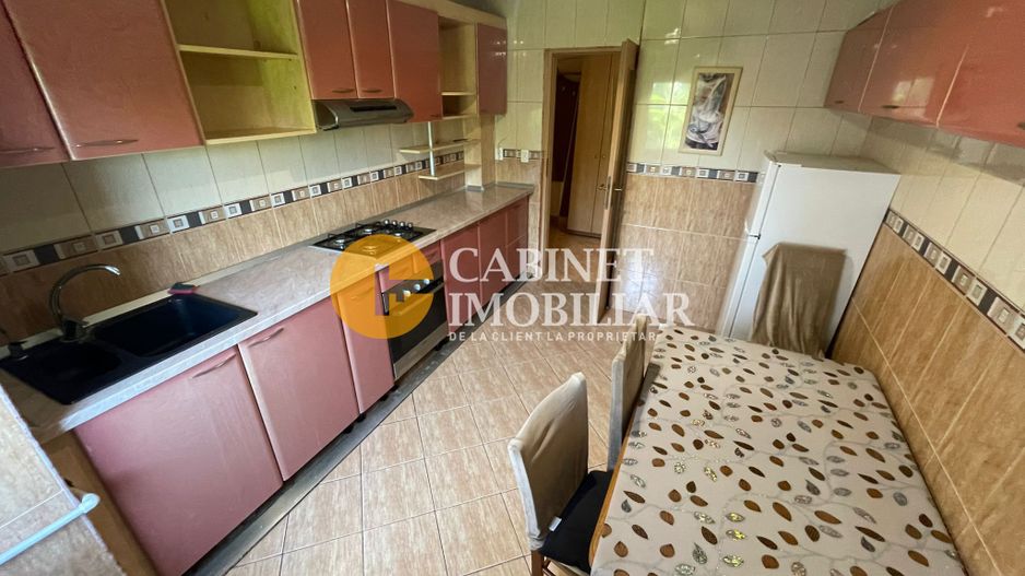 Nicolina- Eslanada - 3 Camere Decomandat Etaj 3 -Bloc 1991 - Poză 2